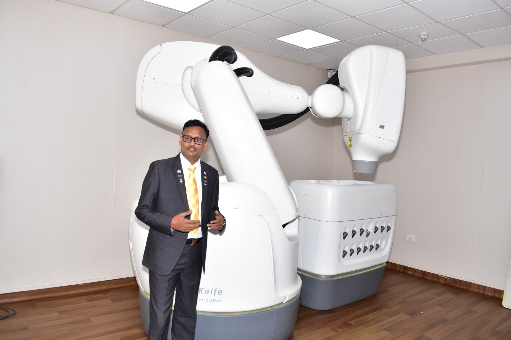Dr. Sushil Mehtaa